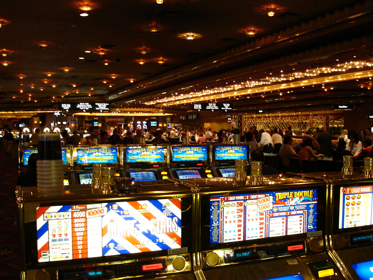 777 royal jackpot casino ajao estate